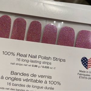 New color street from a nonsmoking pet free home czech me out